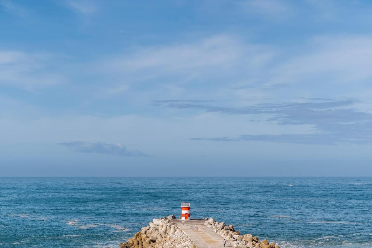 Farol Beach Place Nazare Exterior photo