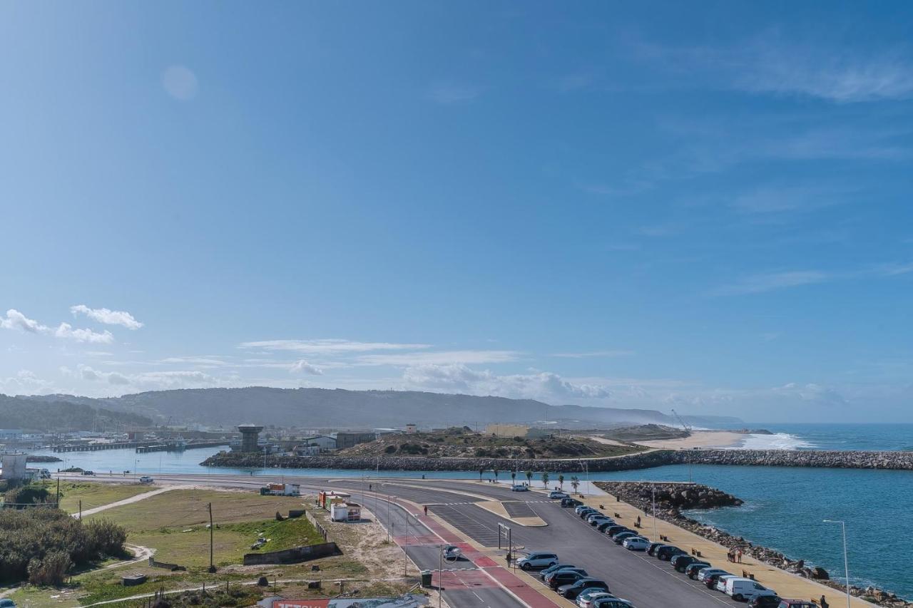 Farol Beach Place Nazare Exterior photo