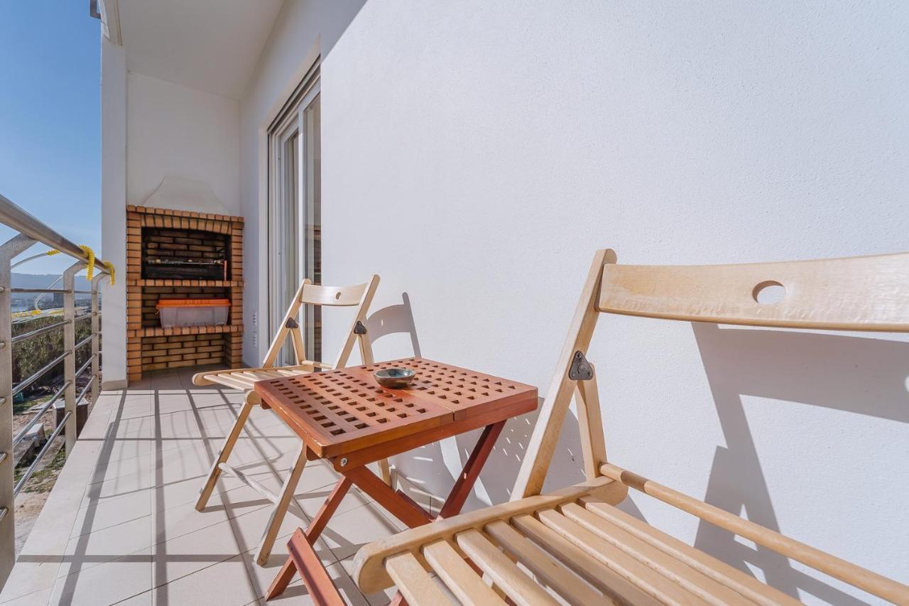 Farol Beach Place Nazare Exterior photo